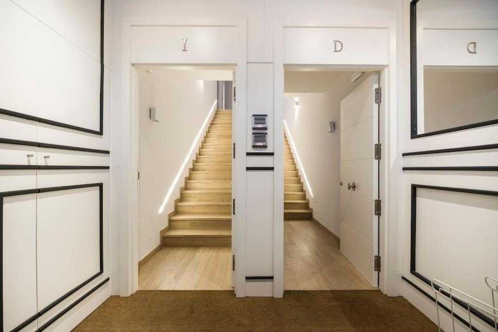Lujoso Apartamento Cerca De Plaza Mayor Madrid Exterior photo